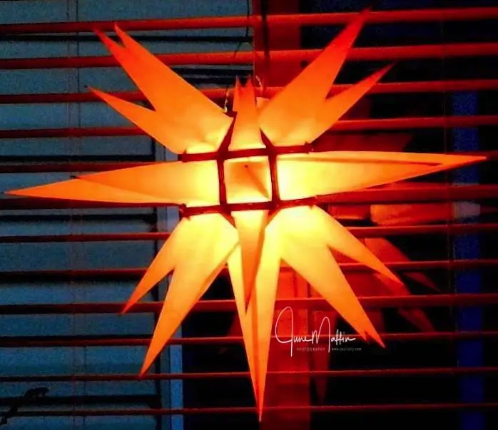 LIGHT – The Moravian Star”